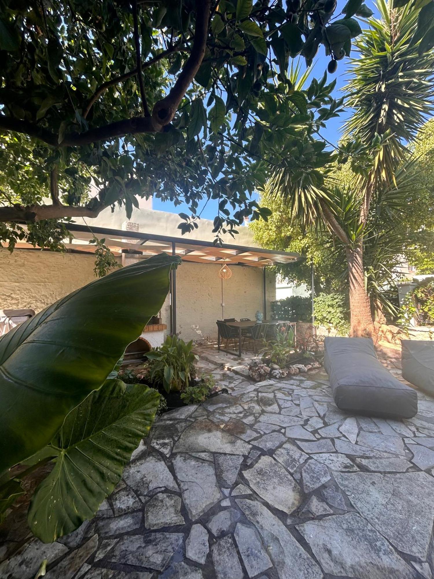 Hébergement de vacances Joyful Secret Garden House *