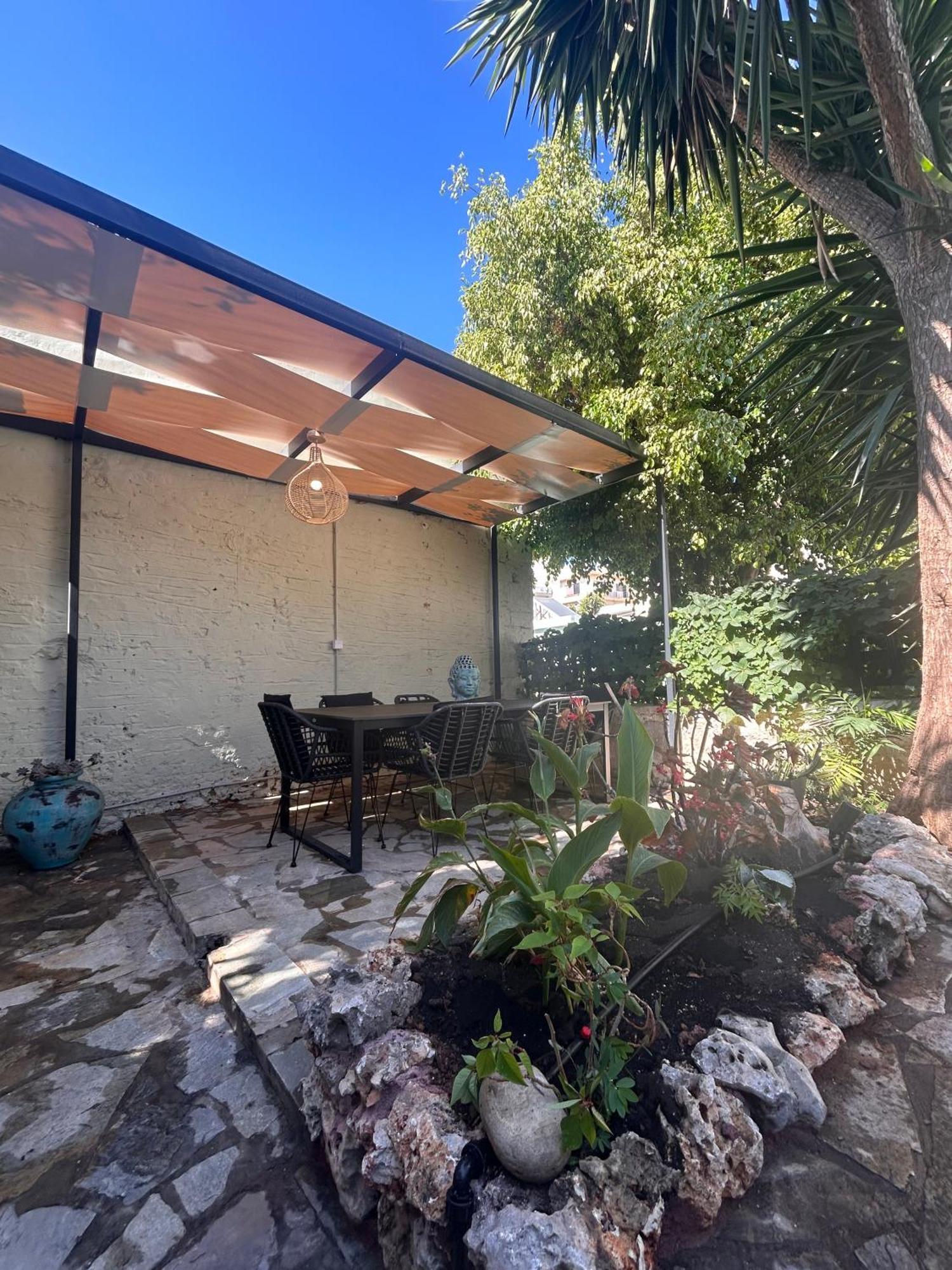 Joyful Secret Garden House * La Canée